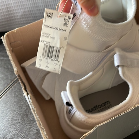 Brand new Puremotion adapt Adidas running shoes women’s size 10 - Picture 3 of 6